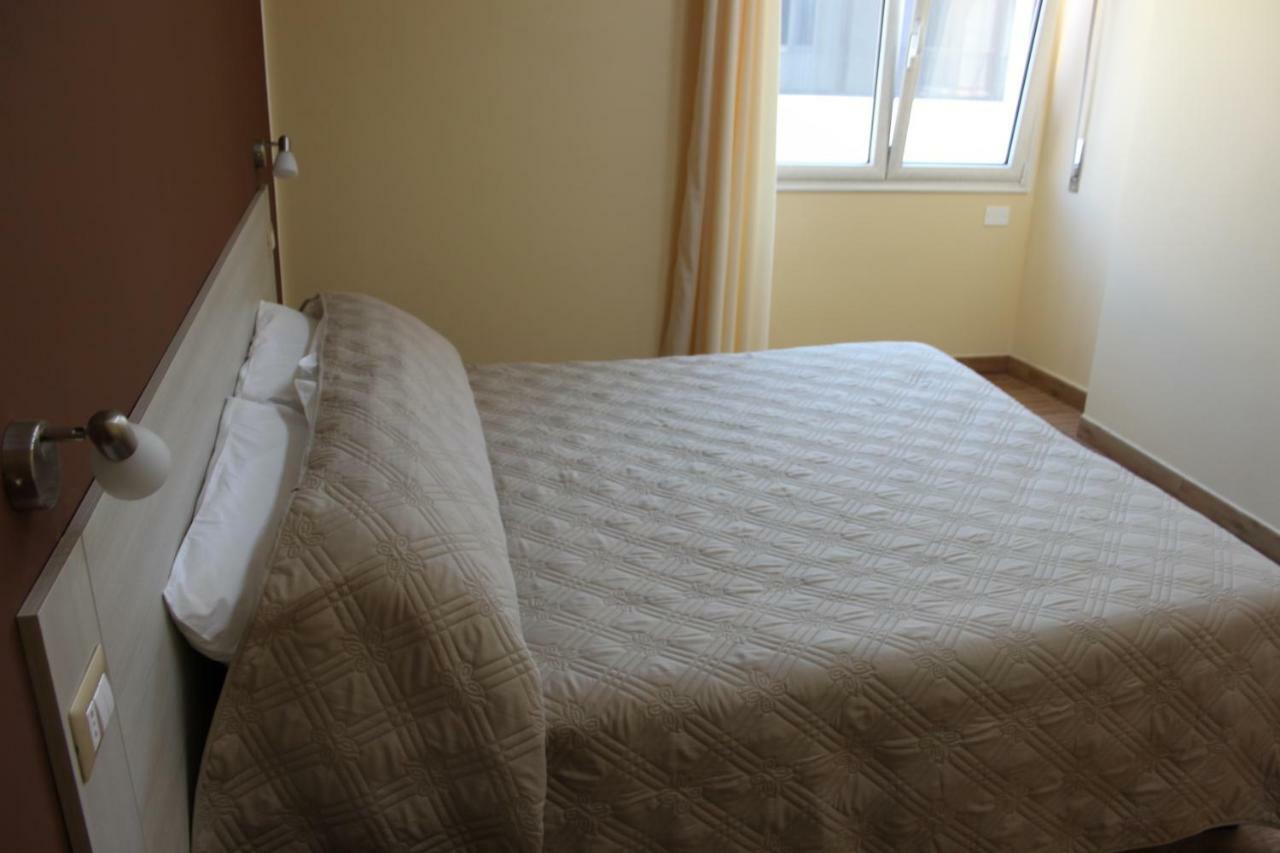 Bed and Breakfast Dei Mille Сассарі Екстер'єр фото
